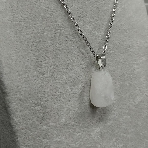 Natural Quartz Crystal Necklace Gemstone Pendant Stainless-Steel Chain 20" - Picture 6 of 15